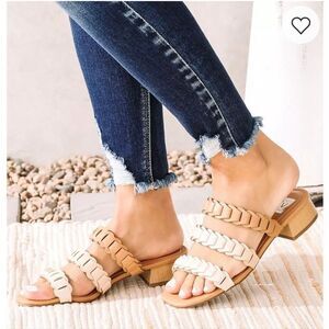 DV by Dolce Vita Women's Size 9.5 Natural Multi Weaved Faux Leather Sandals